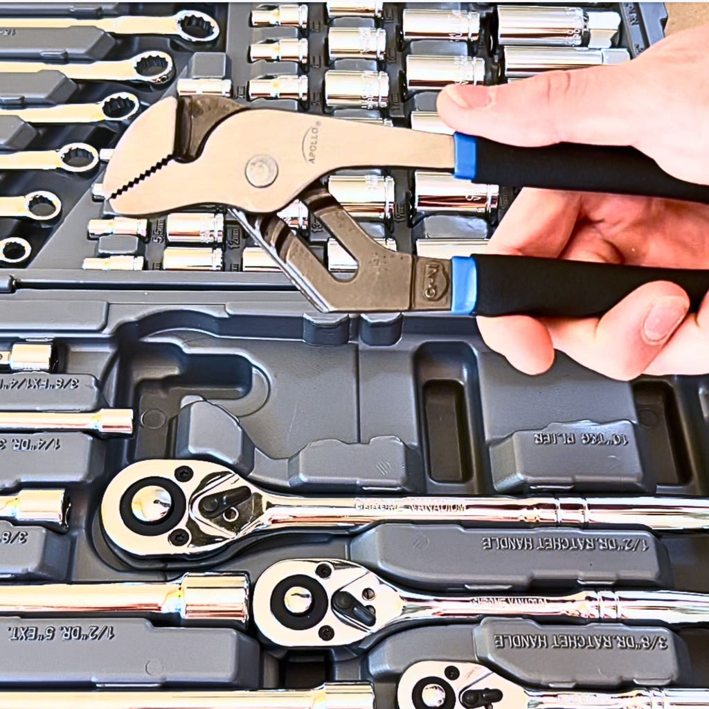 163 Piece Mechanics Tool Kit -- DT0002