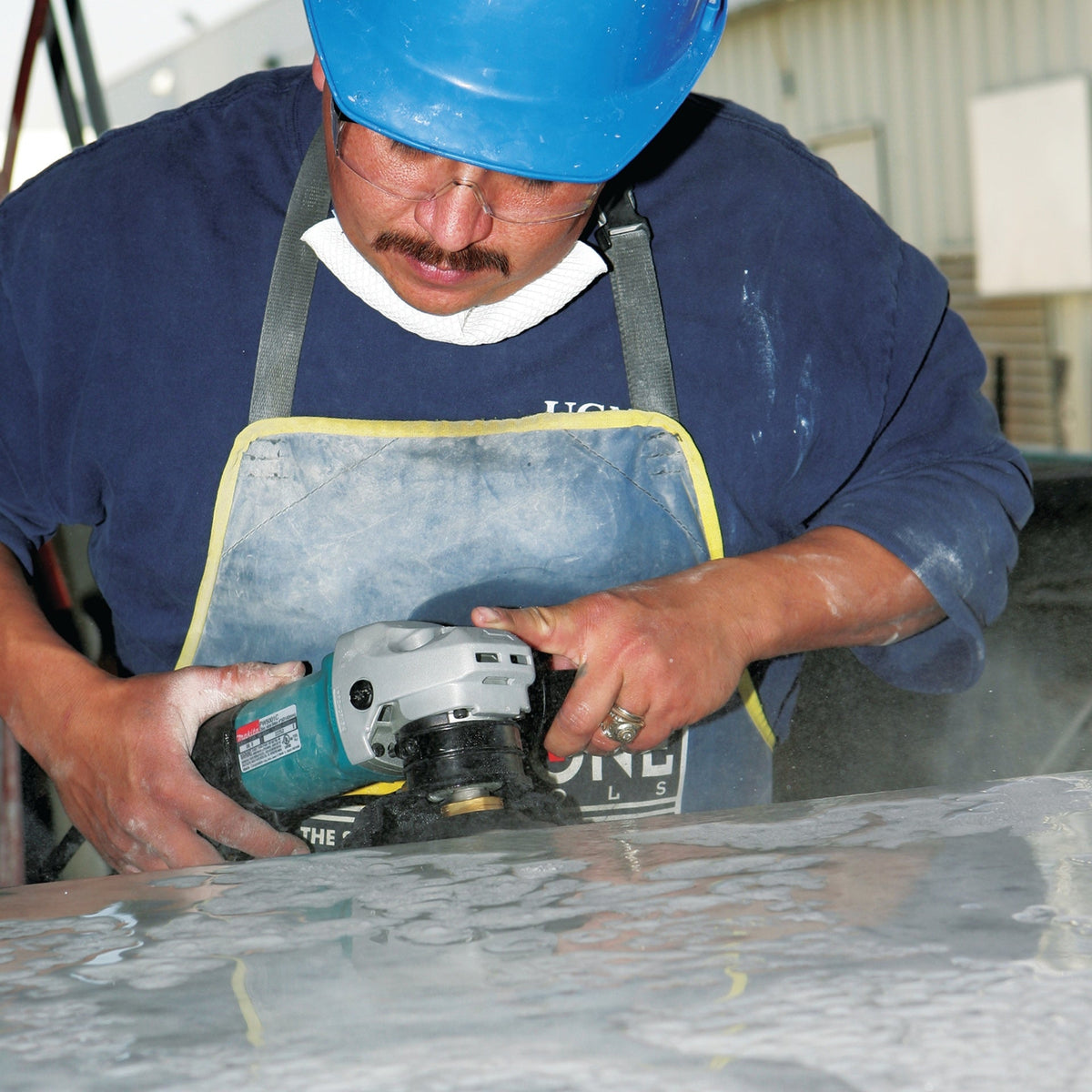 Makita PW5001C Wet Stone Polisher for Granite and Marble Finishing