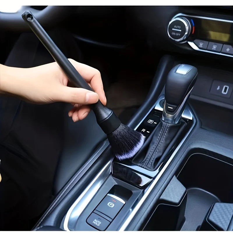 Detailing brush small size for vents