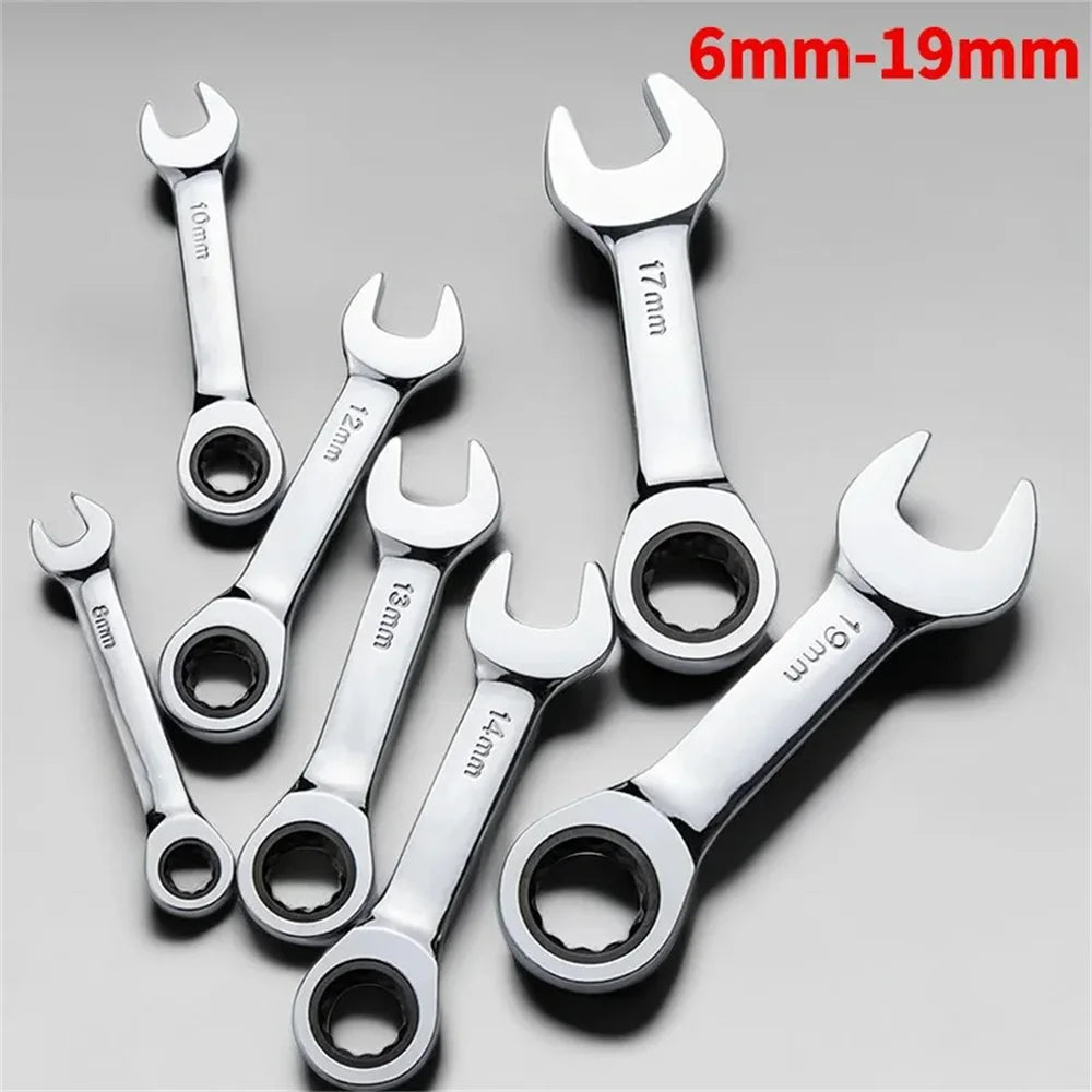 Reversible stubby combination wrench set 6-19mm
